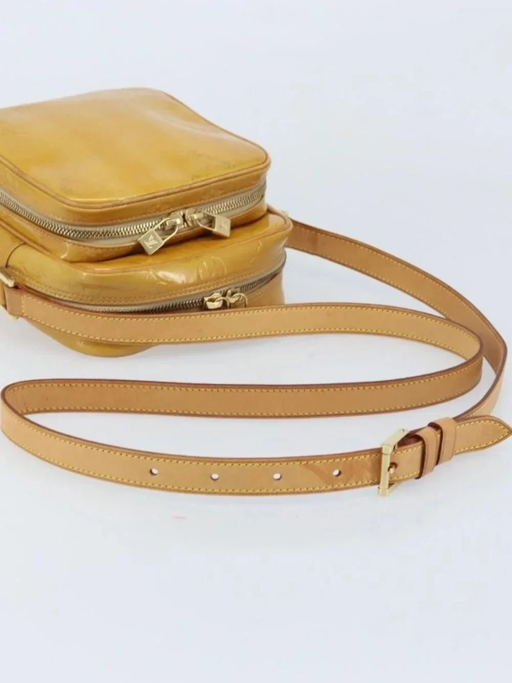 LOUIS VUITTON Monogram Vernis Wooster Shoulder Bag Beige LV